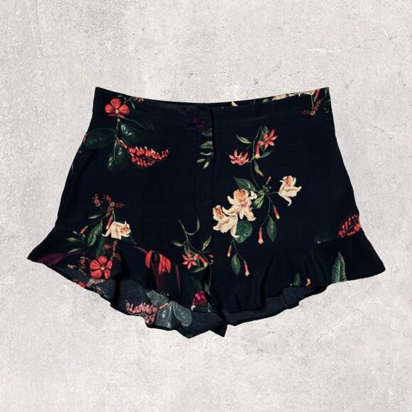 Zara Black Cream Red Floral Print Super High Rise Flowy Ruffle Shorts Sz M - Picture 2 of 10